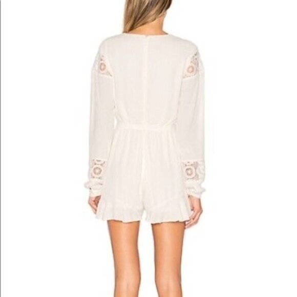 Lovers + Friends Revolve Women's Size S White Jesse Crochet Long Sleeve Romper - Picture 2 of 15